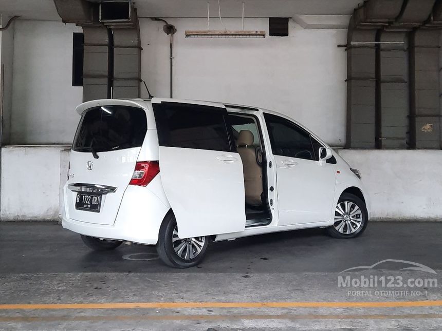 Jual Mobil  Honda  Freed  2013 S 1 5 di DKI Jakarta Automatic 