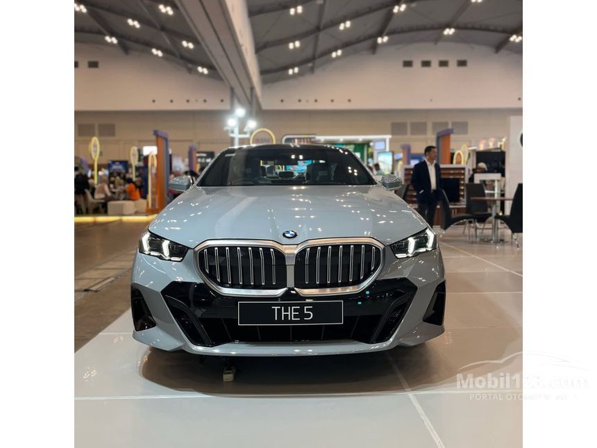 Jual Mobil BMW 520i 2025 M Sport 2.0 di DKI Jakarta Automatic Sedan ...