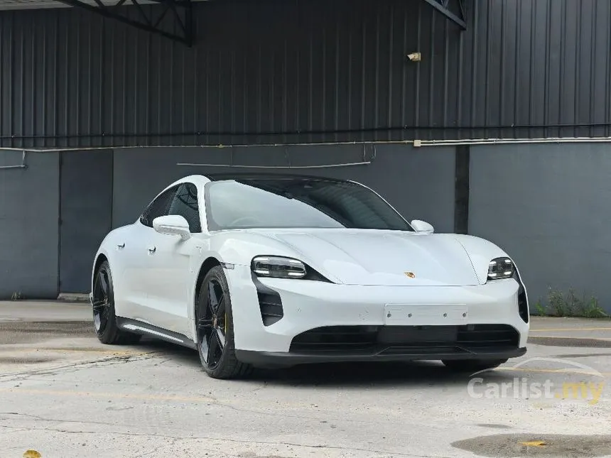 2020 Porsche Taycan 4S Sedan