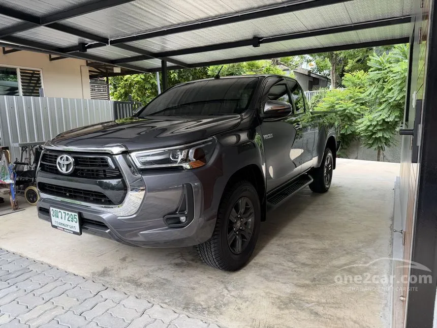 2023 Toyota HILUX REVO Prerunner Entry Smart Cab Pickup