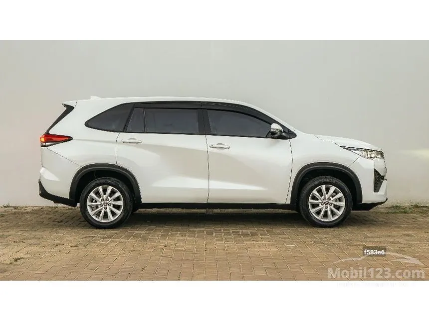 2023 Toyota Kijang Innova Zenix V (Premium Color) MPV
