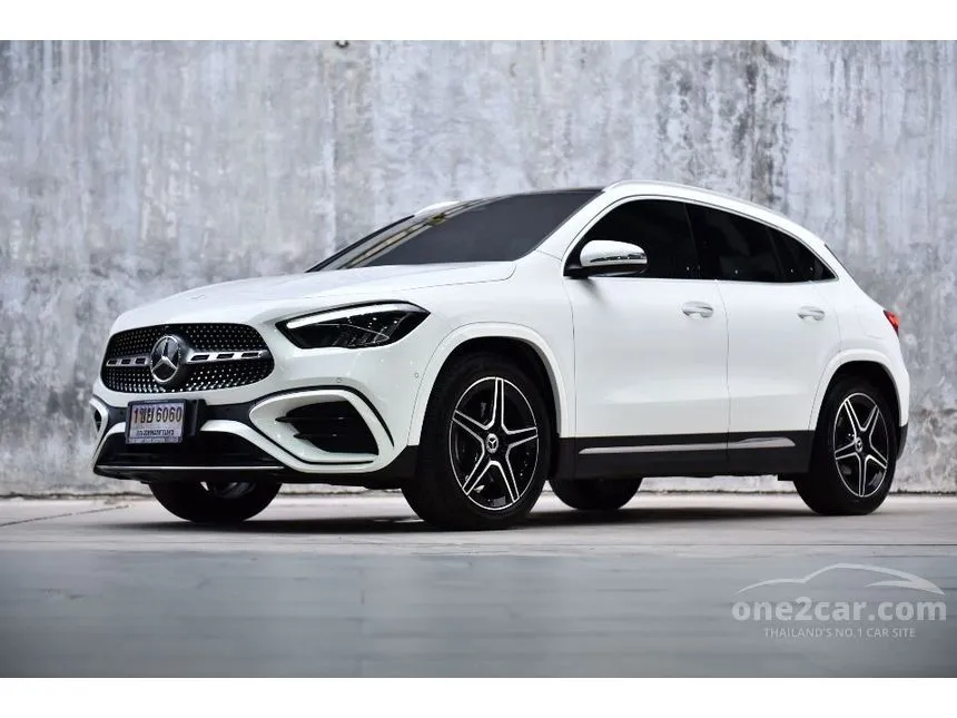 2025 Mercedes-Benz GLA200 Night Edition SUV