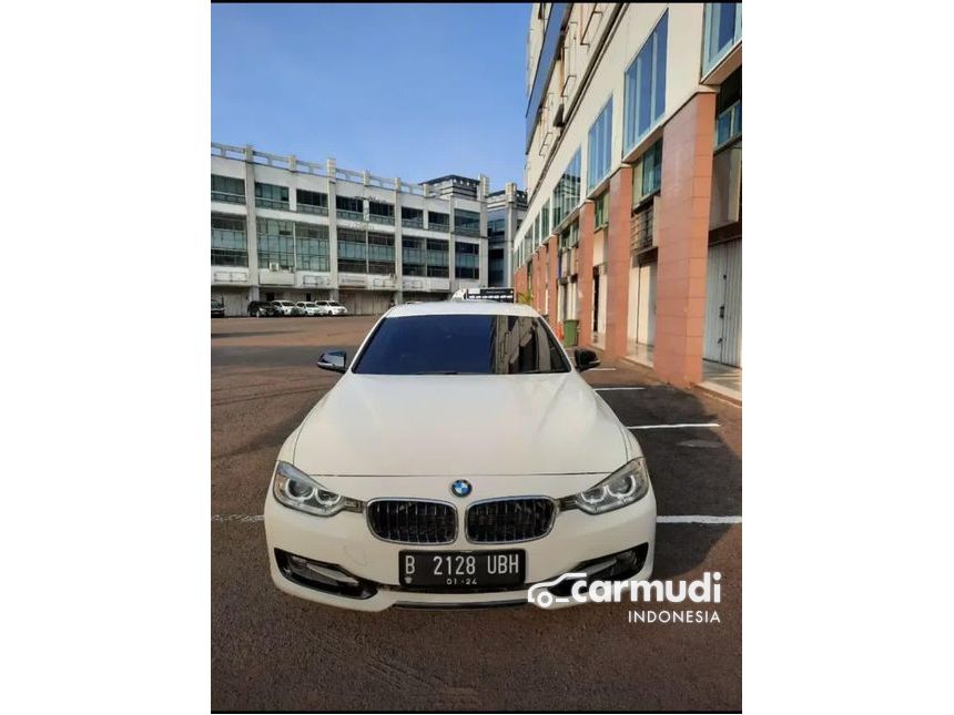 Bmw 3i 13 Sport 2 0 In Indonesia Others Automatic Sedan White For Rp 335 000 000 Carmudi Co Id