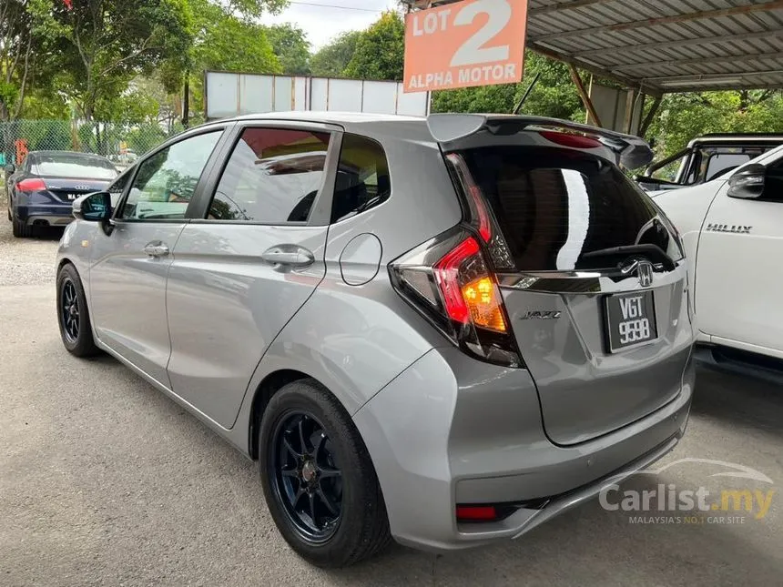 2021 Honda Jazz E i-VTEC Hatchback