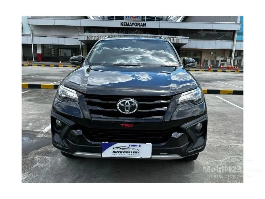 Jual Mobil Toyota Fortuner 2018 TRD 2.4 di DKI Jakarta Automatic SUV Hitam Rp 405.000.000