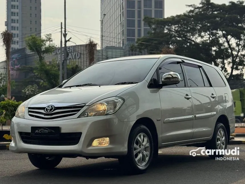 2011 Toyota Kijang Innova G MPV