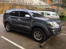 2005 Toyota Fortuner 2.7 (ปี 04-08) V SUV AT