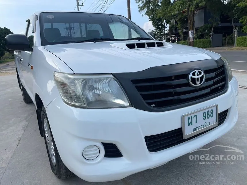 2013 Toyota Hilux Vigo J Pickup