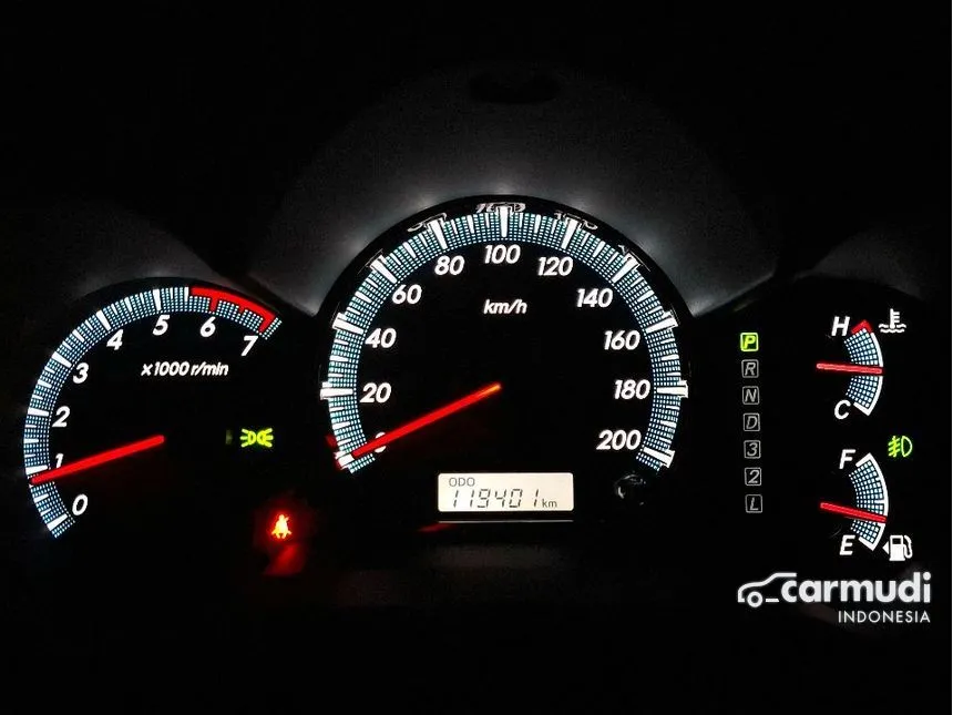 2013 Toyota Fortuner G Lux SUV