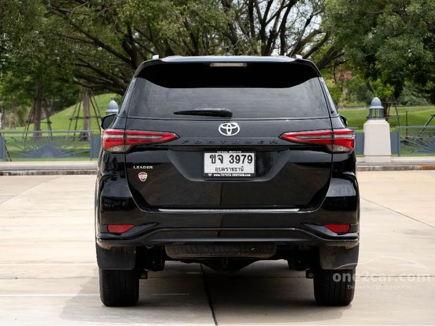 2023 Toyota FORTUNER Leader V SUV