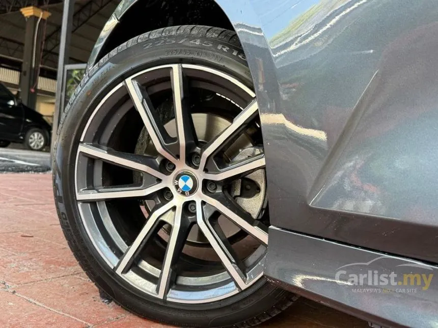 2022 BMW 320i M Sport Runout Edition Sedan