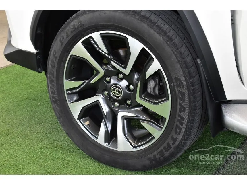 2019 Toyota FORTUNER TRD Sportivo (2-Tone) SUV