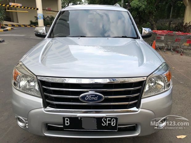 Ford Everest Mobil bekas dijual di Dki-jakarta Indonesia 