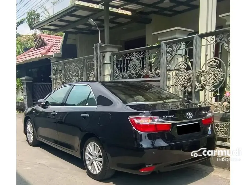 2018 Toyota Camry V Sedan