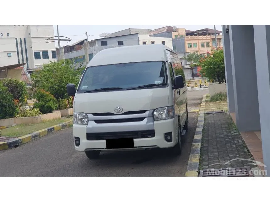 2024 Toyota Hiace Commuter Van