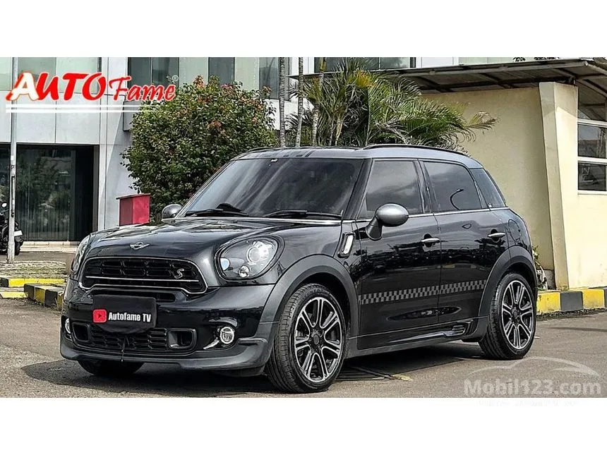 Jual Mobil MINI Countryman 2015 Cooper S Knightsbridge 1.6 di DKI Jakarta Automatic SUV Hitam Rp 395.000.000