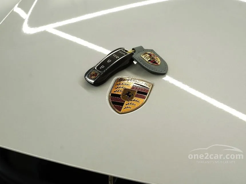 2025 Porsche Taycan 4 Cross Turismo Wagon