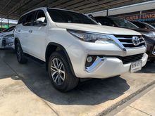 2016 Toyota Fortuner 2.8 (ปี 15-18) V SUV AT