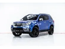 2015 Isuzu MU-X 3.0 (ปี 13-19) DVD 4WD SUV