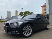 2017 BMW 320i 2.0 Sport Sedan LCi F30 Black On Black TOTAL DP 125JT HARGA TERJANGKAU KONDISI LIKE NEW #CECILIAAUTO