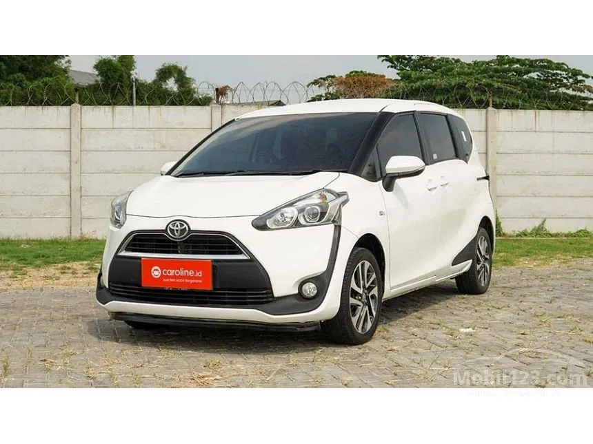 Jual Mobil Toyota Sienta 2018 V 1.5 di Jawa Barat Automatic MPV Putih Rp 169.000.000