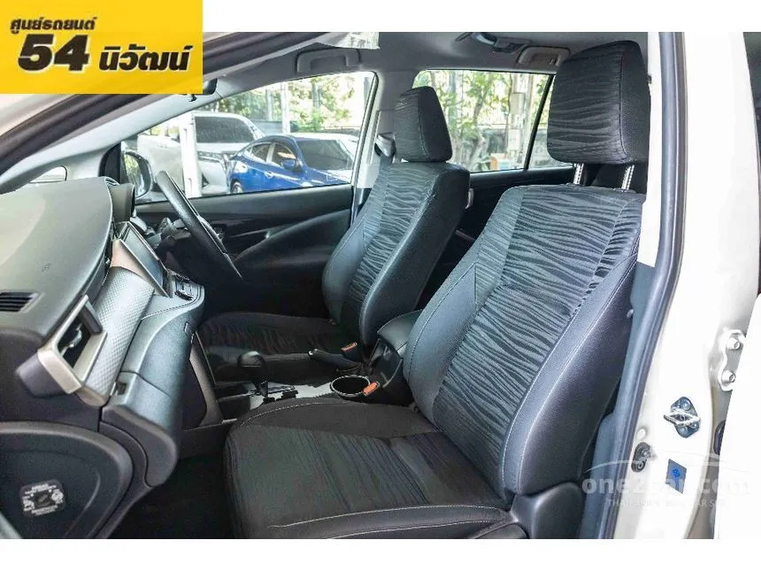 2021 Toyota Innova Crysta Wagon