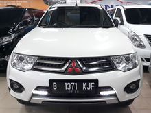 Mitsubishi Pajero Sport 2.5 Exceed SUV 2014,kondisi siap pakai dan sangat terawat.
