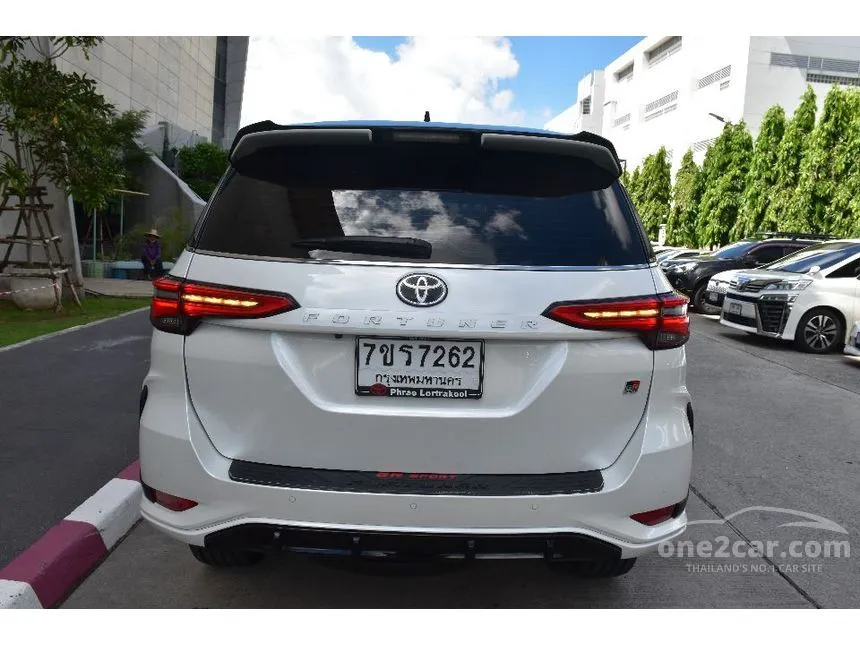 2024 Toyota FORTUNER GR Sport (Black Top) SUV