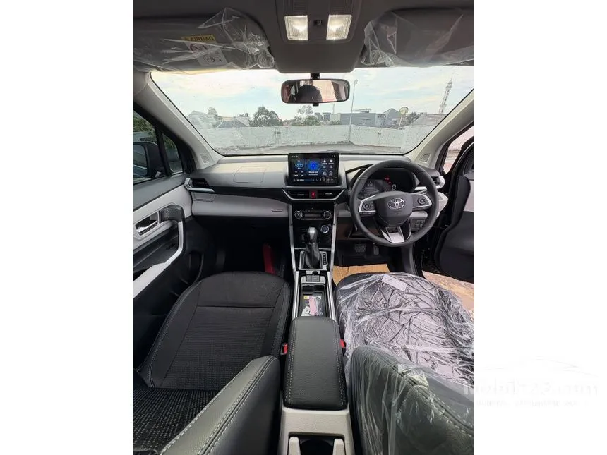2026 Toyota Veloz V HEV MPV