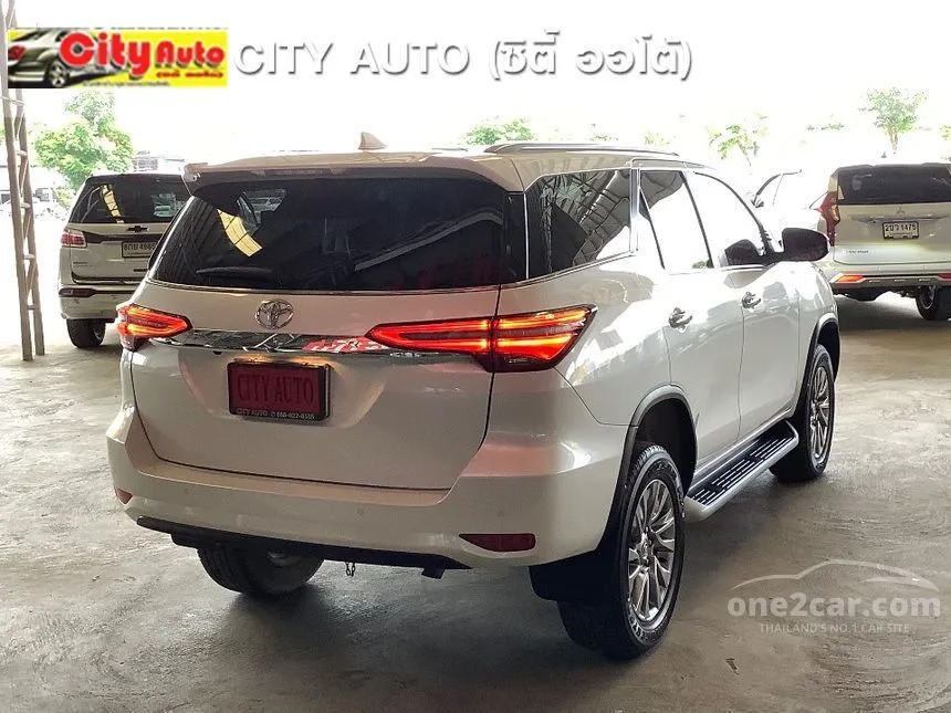 2022 Toyota Fortuner V SUV