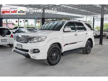 2015 Toyota Fortuner 2.5 (ปี 12-15) V SUV AT