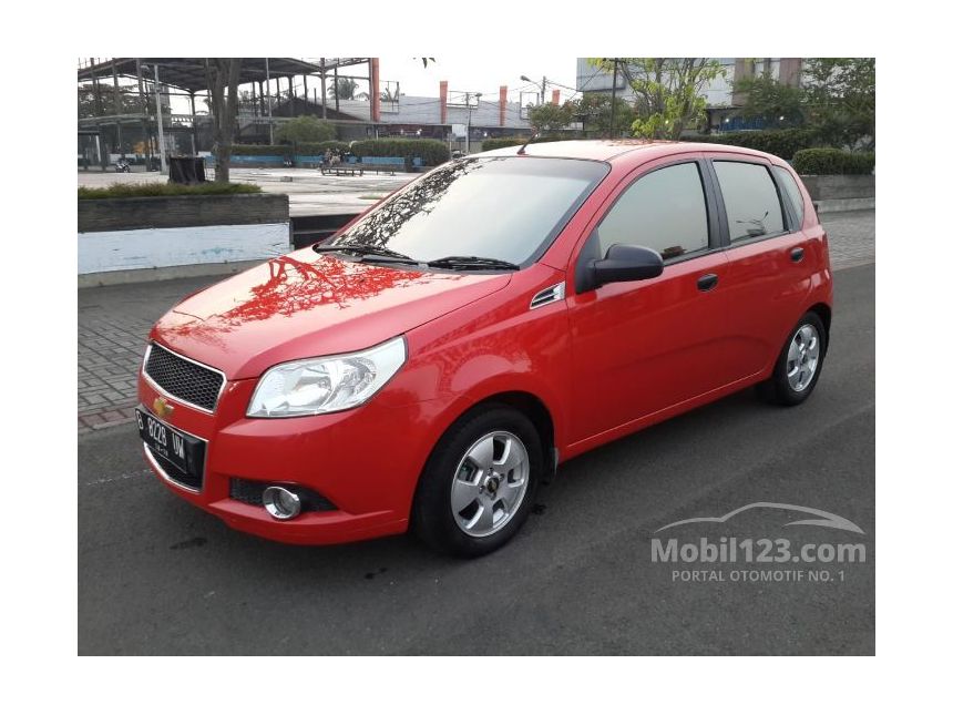 Chevrolet aveo t200 хэтчбек