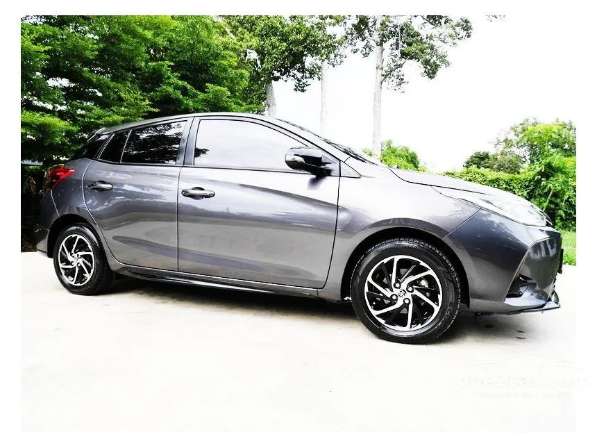 2020 Toyota YARIS Sport Premium Hatchback