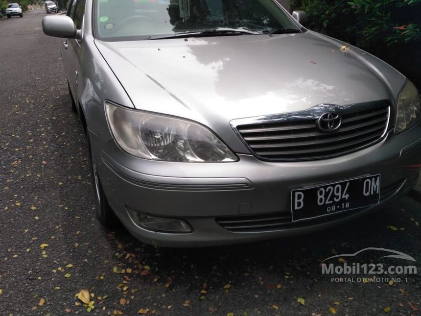 2003 Toyota Camry V Sedan