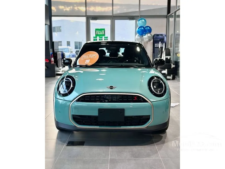2026 MINI Cooper S 5 Door Hatchback