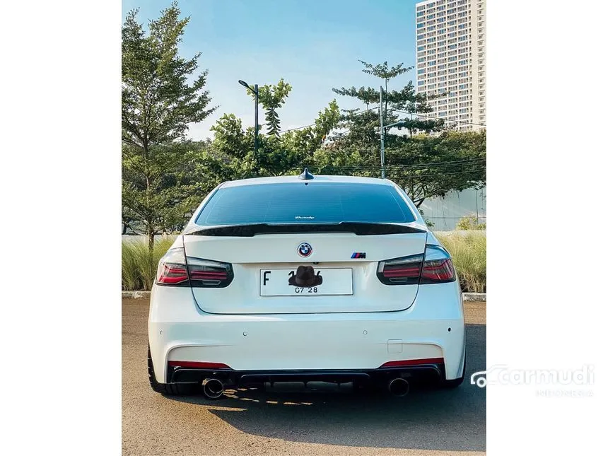 2016 BMW 320i Sport Sedan