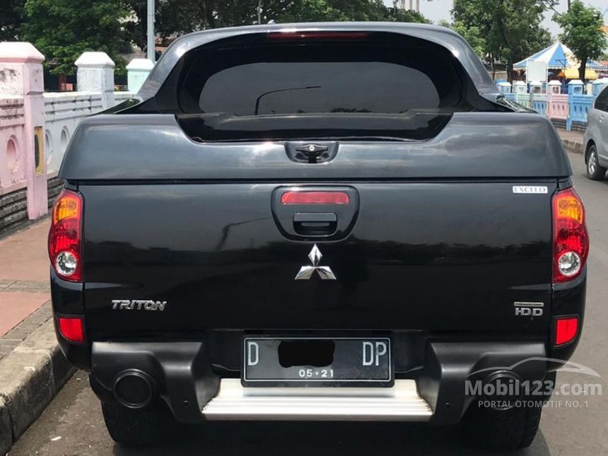 Jual Mobil Mitsubishi Strada Triton 2011 Exceed Hi-Power 2.5 di DKI