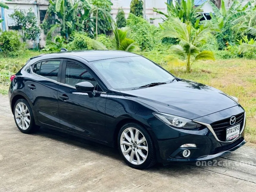 2014 Mazda 3 S Sports Hatchback