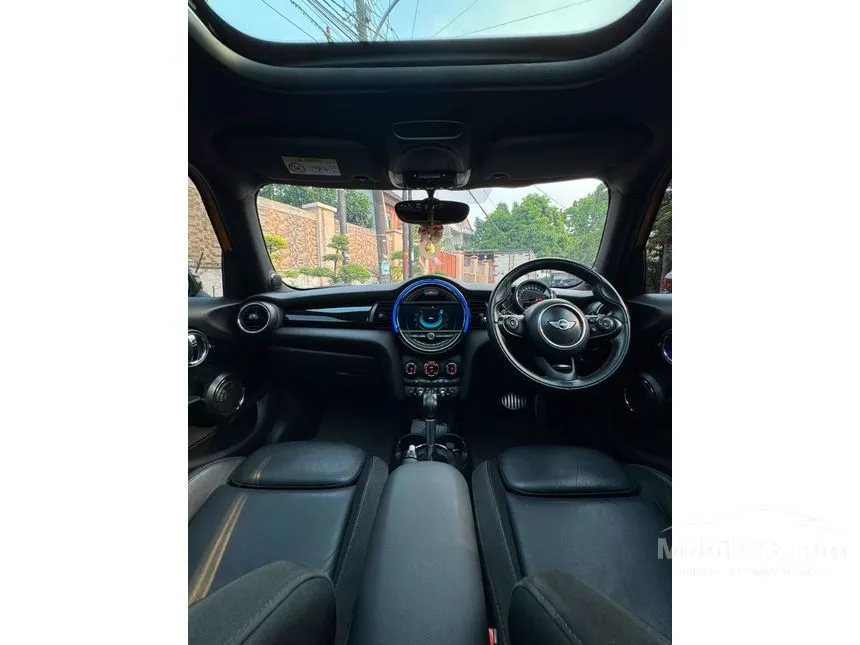2016 MINI Cooper S 5 Door Hatchback