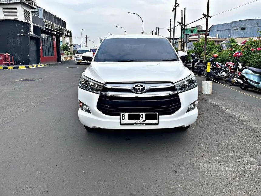 Jual Mobil Toyota Kijang Innova 2018 V 2.4 di DKI Jakarta Automatic MPV Putih Rp 325.000.000