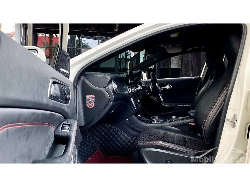 2015 Mercedes-Benz AMG GLA45 SUV