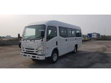 2019 Isuzu Elf 2.8 Minibus NLR 55 BLX