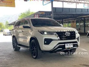2021 Toyota FORTUNER 2.4 V SUV
