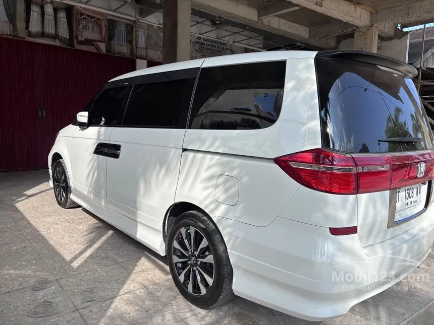 2009 Honda Elysion MPV