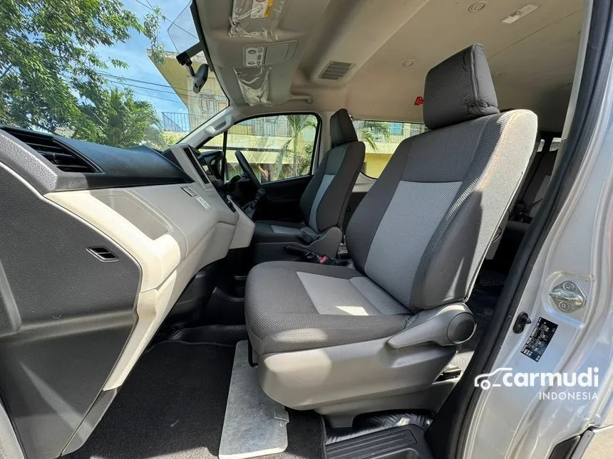 2022 Toyota Hiace Premio Van