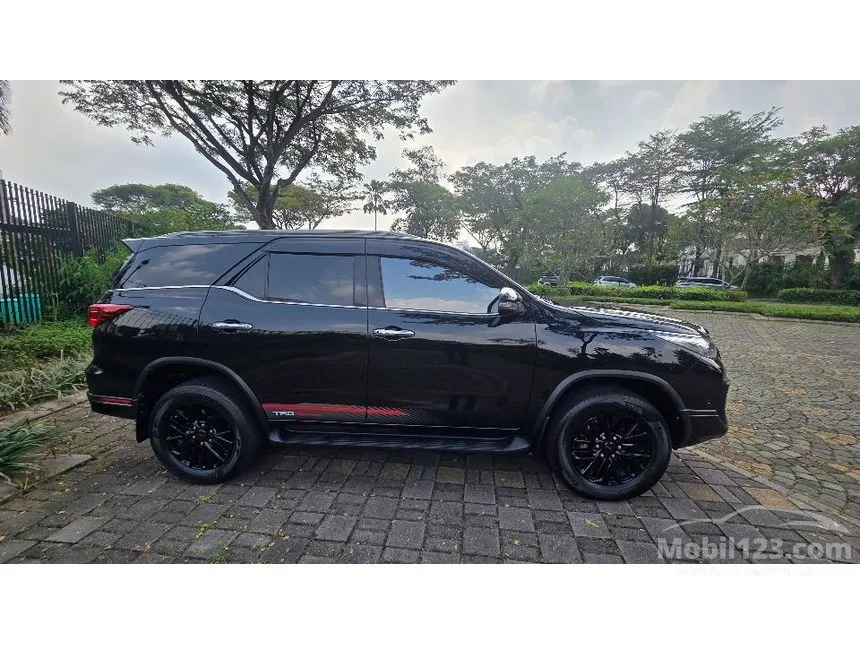 2020 Toyota Fortuner VRZ TRD 4X2 SUV