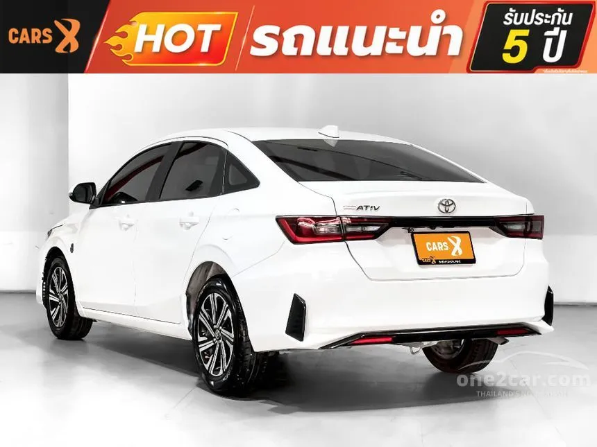 2022 Toyota Yaris Ativ Smart Sedan