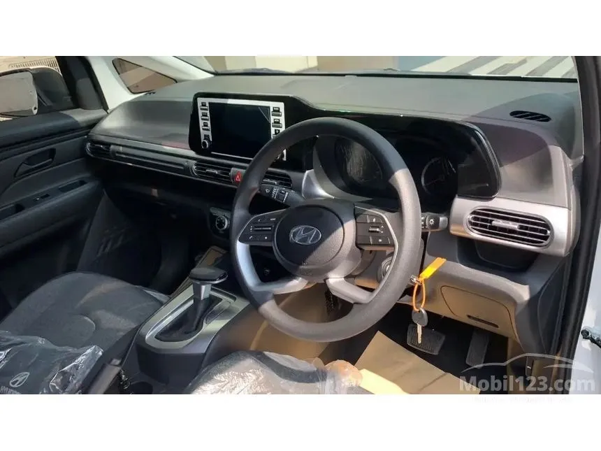 2025 Hyundai Stargazer Active MPV