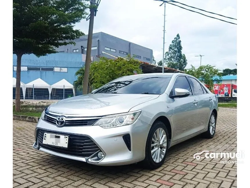 2015 Toyota Camry V Sedan