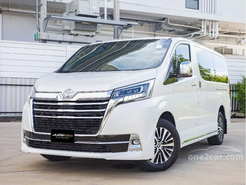 2021 Toyota Majesty Premium Van